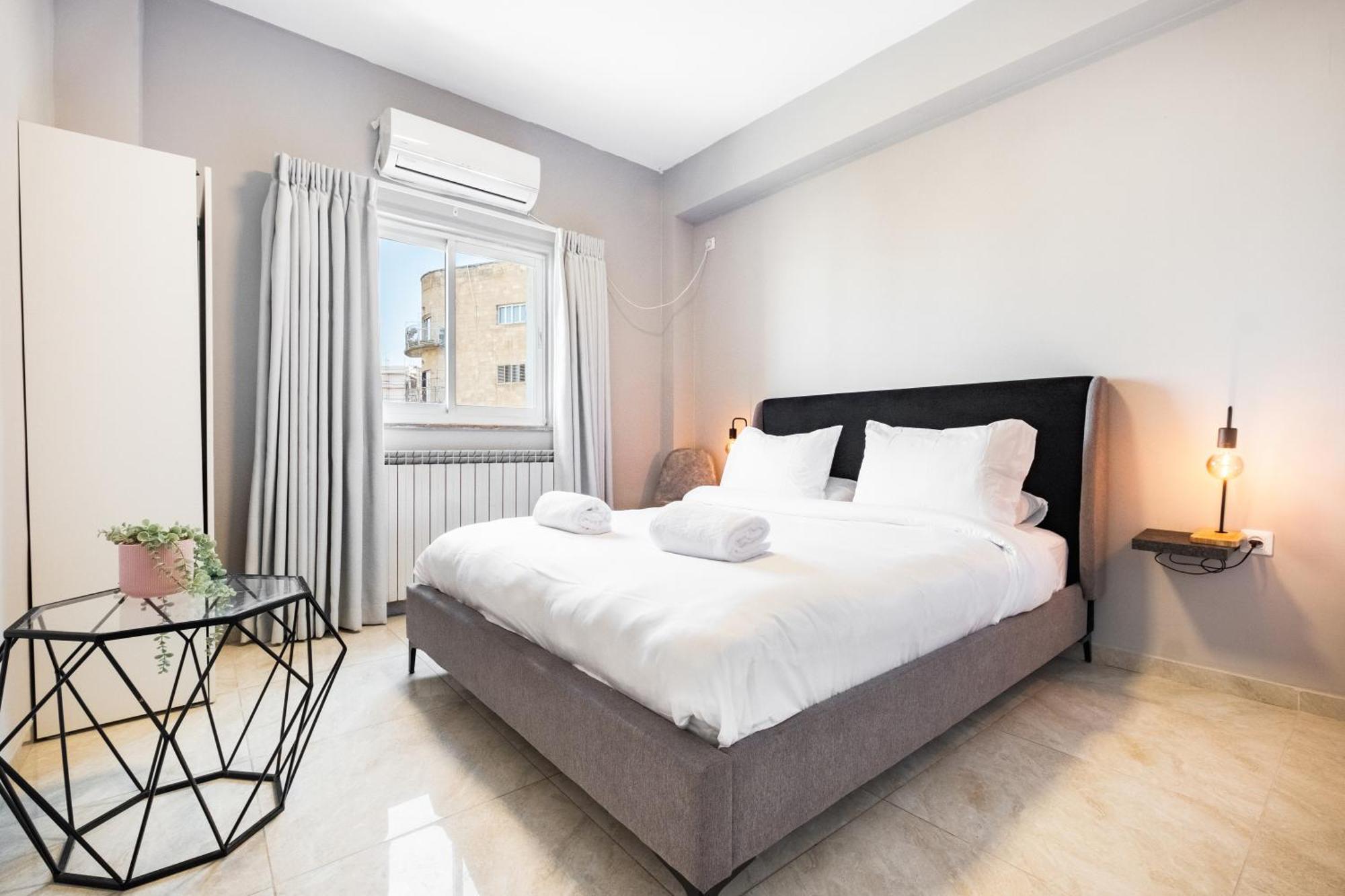 Modern Bright, Near Mahane Yehuda Market, Balcony Йерусалим Екстериор снимка
